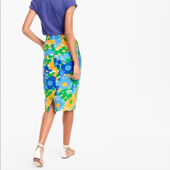 🛍j crew puckered morning floral pencil skirt - Picture 2 of 4